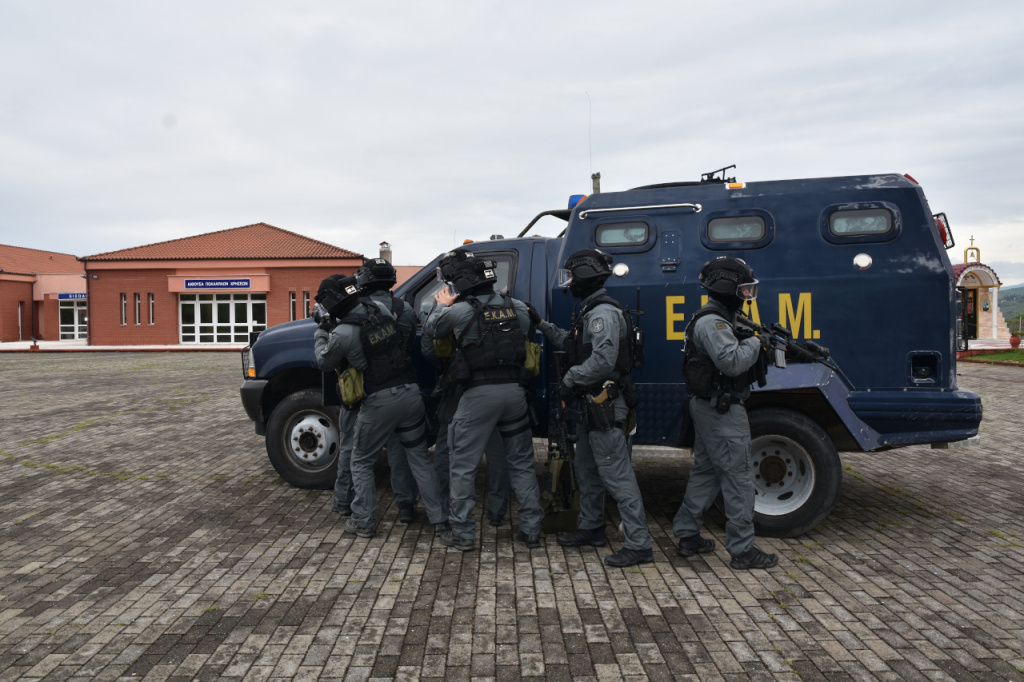 Veria training Veria training (image)